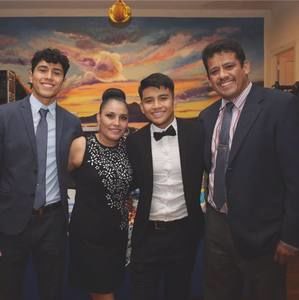 Meet your Posher, Rafael